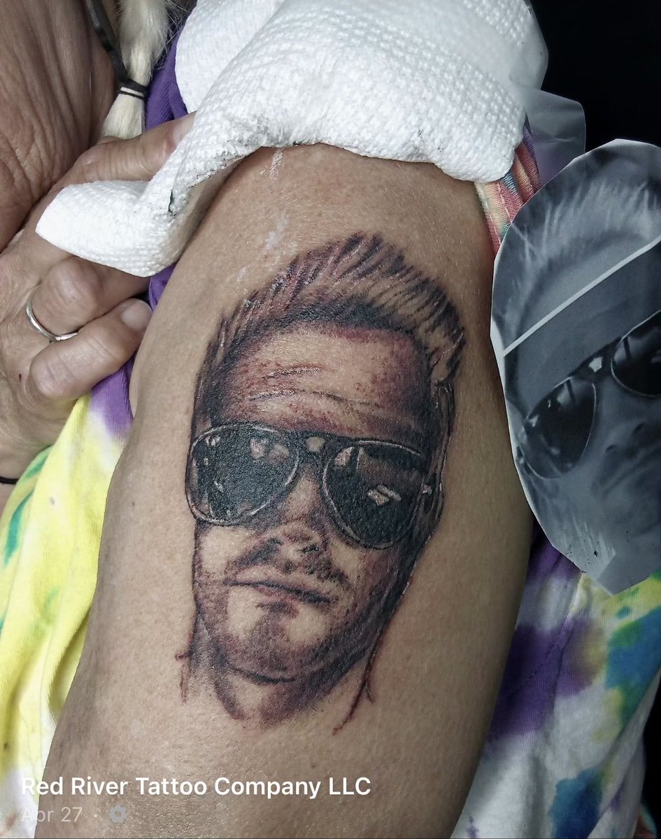 DADDYRyanR's tweet image. Had a party down south Fan today get on the boat with A DADDY tattoo!!!! #GETITGOING GETITGOINGTIKIRIDE.com