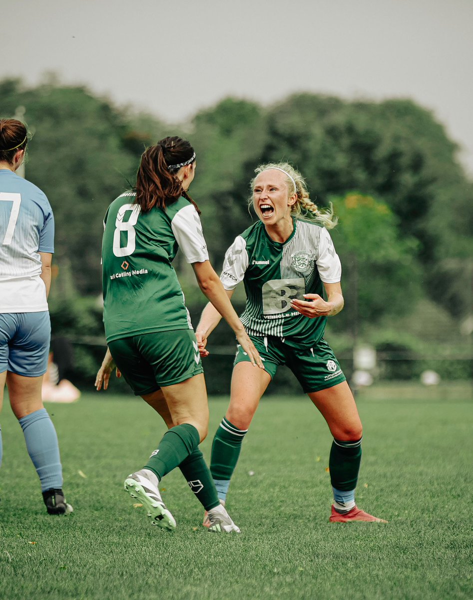 LongCrendonLFC's tweet photo. 📸 Season in Pictures

Another successful season comes to an end &amp; here are some of our favourite photos to look back on. 

A huge thank you as always to @wings__media for his photos &amp; support across the last 12 months 💚 https://t.co/CZfO3duhQd