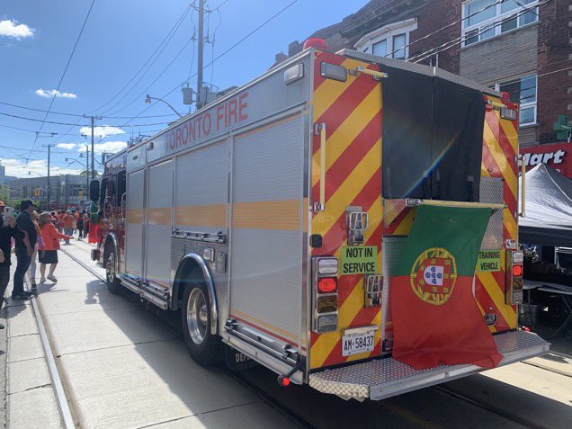 Toronto Fire Services 🇨🇦 tweet media