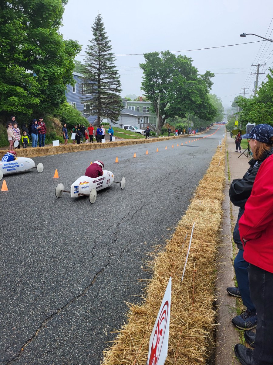 It was also Soapbox Derby Day! Our Bulldog race team had a great time! Thanks to our Sponsor, Kiwanis! <a href="/PALSpartners/">PALS</a>