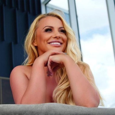 It just got hotter! @RomanovElizabet will be doing THREE red hot solo sex shows TONIGHT live on your<a class="tags" href="/tag/romanovelizabet">@romanovelizabet</a><a href="/tag/bsx"class="tags"><span>#bsx</span></a>