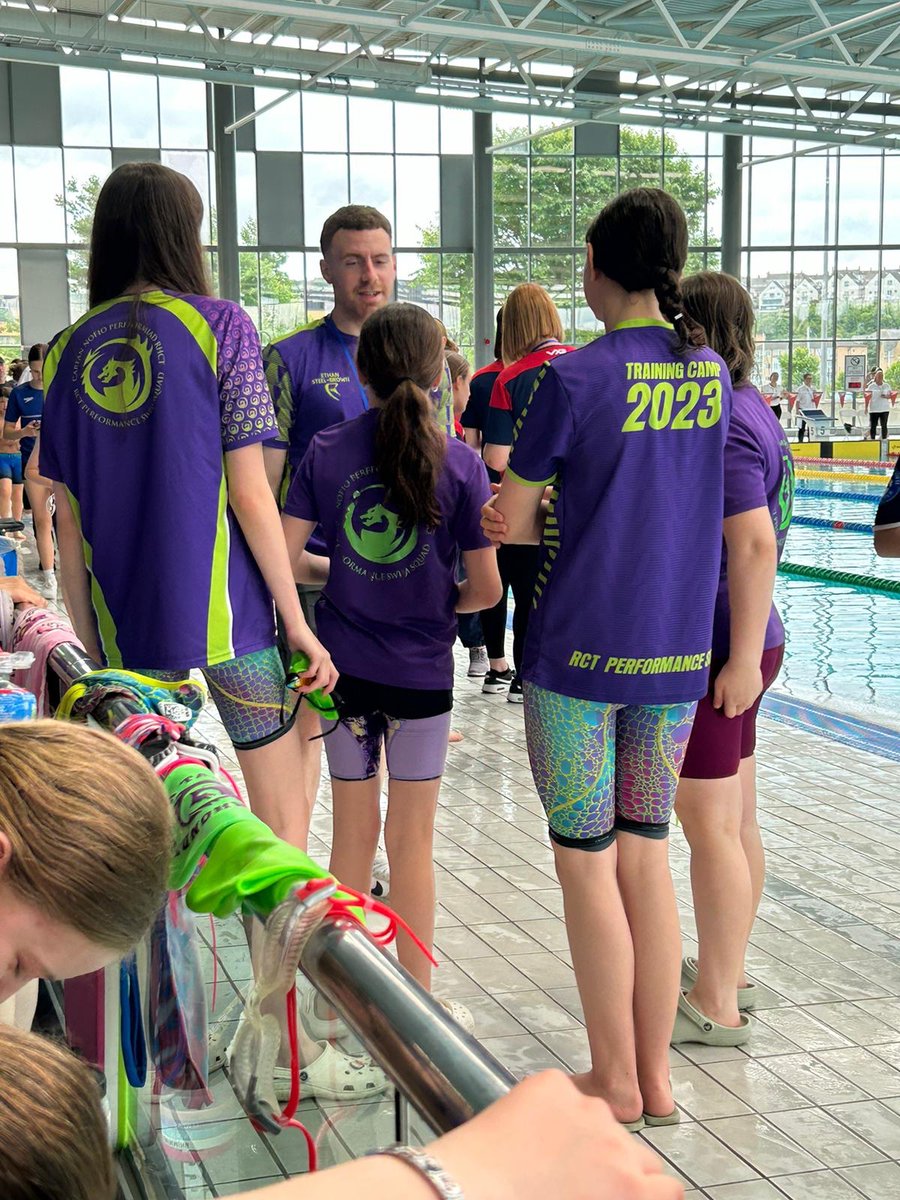 RCTSwimSquad's tweet photo. #raceplan #coachingtips at the #torfaendolphins long course gala today. #swimmersandcoach https://t.co/i9OAV0ir0X