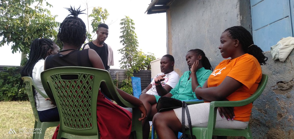 Swiftthrift24's tweet photo. Swift Thrift CBO acknowledges the beauty of empowering a girl child through education, Life skills, economically and spiritually today we took sometime to discuss advise and iron few challenges our girls suffer from in our society.
#Tinada https://t.co/j2nX5lAbAb