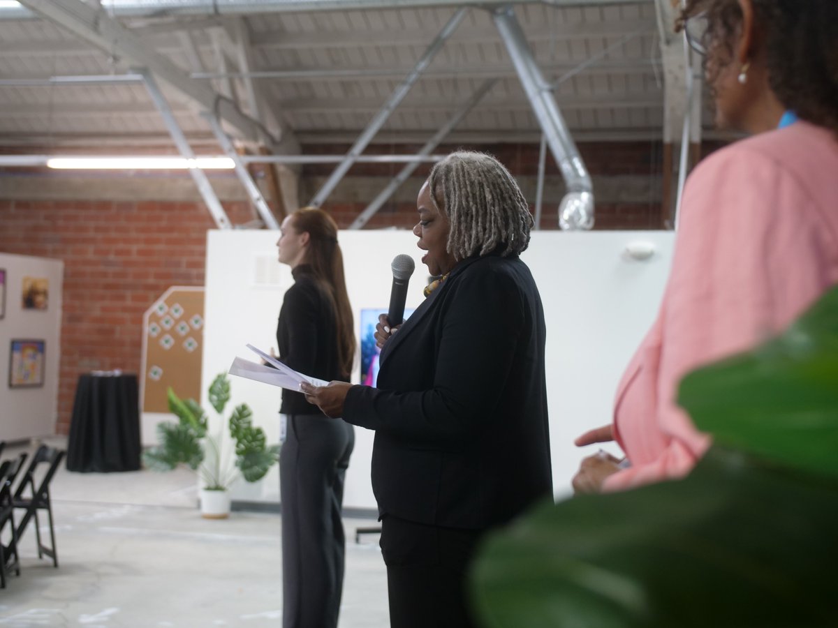 oaklandhousing's tweet photo. OHA extends a heartfelt thank you to everyone who celebrated #AffordableHousingMonth at our “HOUSE It Going?” Mingler.  Your attendance made this enjoyable gathering a great success. Together, we can champion #fairhousing for all.  

#affordablehousing #community https://t.co/rSo62pqH3b