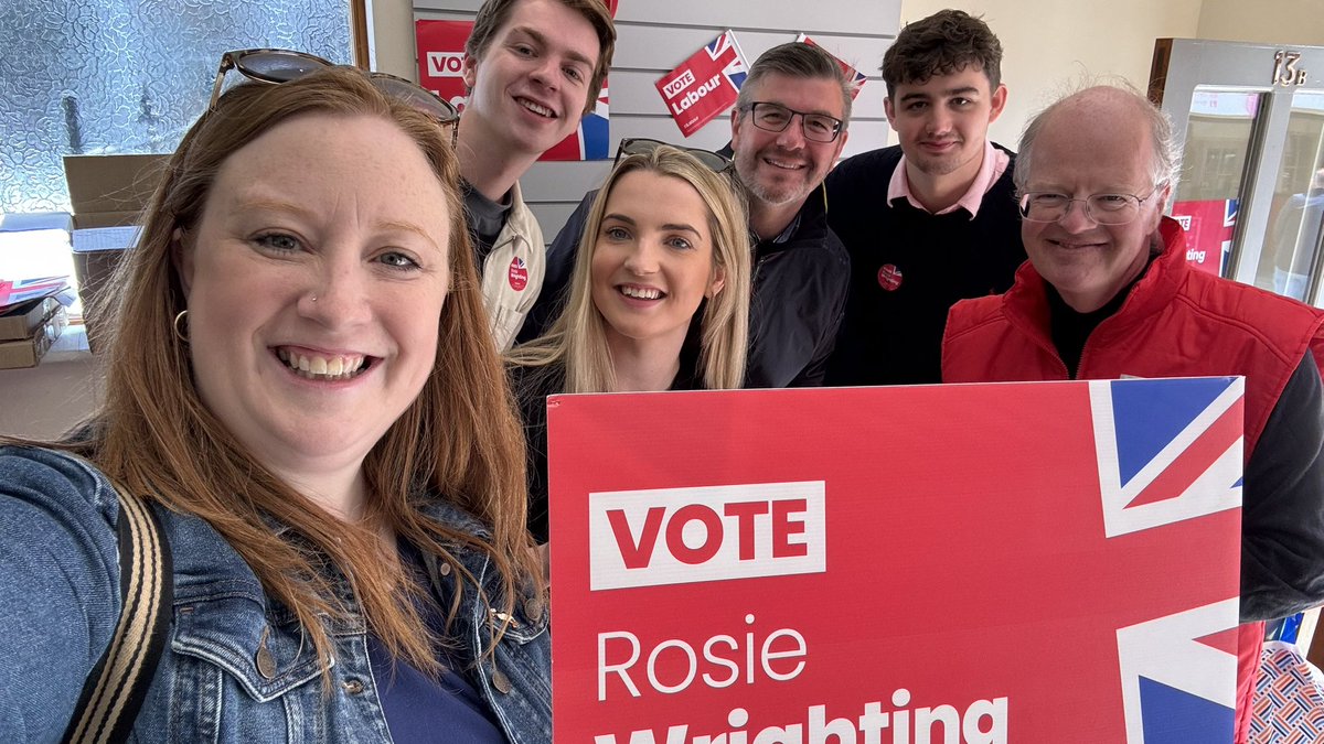 jenthornton01's tweet photo. Great day on the doors in Kettering campaigning for @rosie_wrighting. So many people desperate for a change and getting behind @UKLabour 🌹 https://t.co/ymEfXPanko