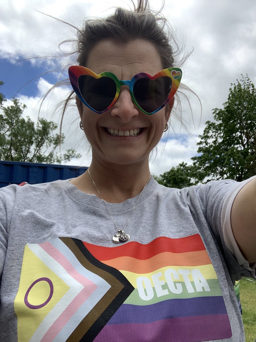 missblacksclass's tweet photo. #pride @missblacksclass @OECTAProv @alcdsb 🏳️‍🌈🏳️‍⚧️ #allarewelcome #equalingodseyes @allennkate https://t.co/yr2Yf7yiHG