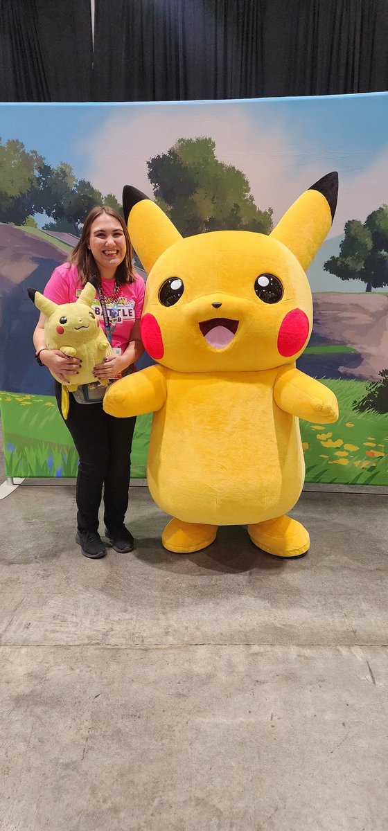 PikachuSupport's tweet image. A meet and greet with my favorite person... MYSELF! #playpokemon