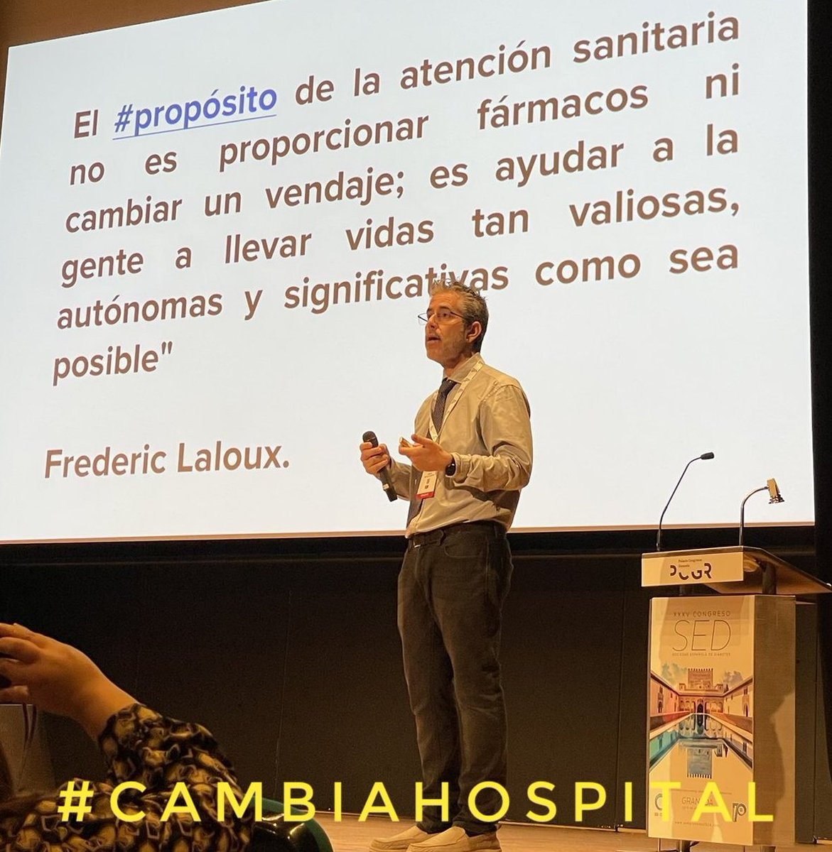 El propósito crea una diferencia solo cuando cambia la forma en que las personas se comportan, no cuando solo se comunica.
#cambiahospital