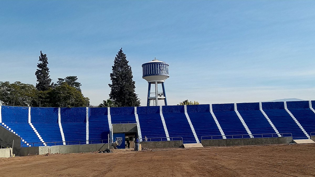 SandriiGabriela's tweet photo. 🖌️El barrio está volviendo a sonreír!
💙🤍💙
#GodoyCruz #Mendoza #CDGCAT https://t.co/mpcyhT65cY