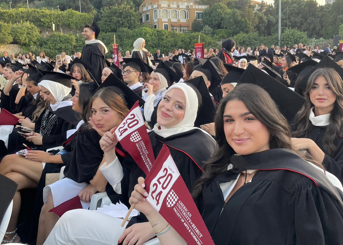 AUB_Lebanon's tweet photo. 🎓🎊👏🏼 Congratulations to our graduates! #AUBGrad24 #AUBProud #AUBVibes https://t.co/OFCco31oH1