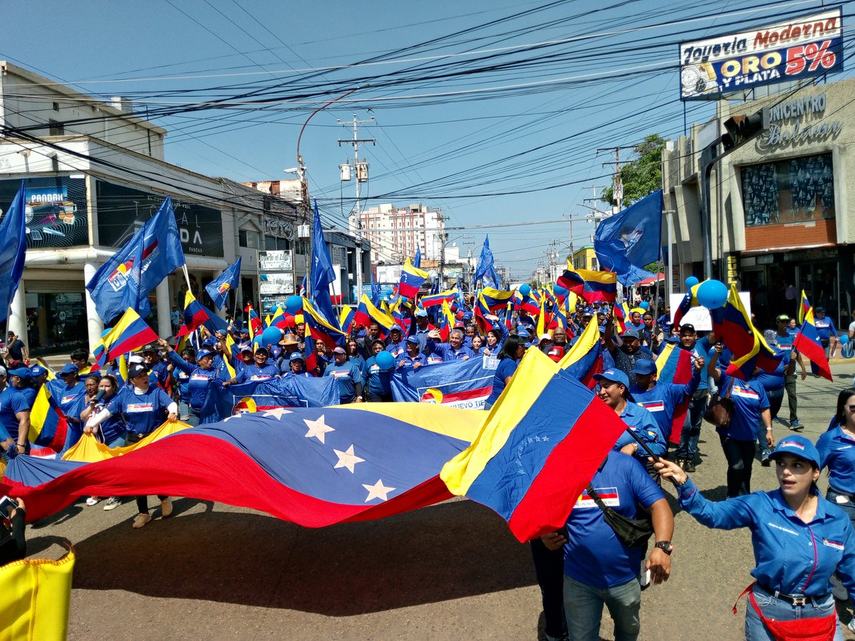 #08DeJunio salimos a las calles de nuestro Municipio Lagunillas demostrando que la  Maquinaria Azul pondrá toda la fuerza de apoyo para llevar a <a href="/EdmundoGU/">Edmundo González</a> a la Presidencia de la República este #28DeJulio.

<a href="/untlags/">UNT Lagunillas</a> 
<a href="/partidoUNT/">Un Nuevo Tiempo</a> 
<a href="/somosuntzulia/">Un Nuevo Tiempo Zulia</a>