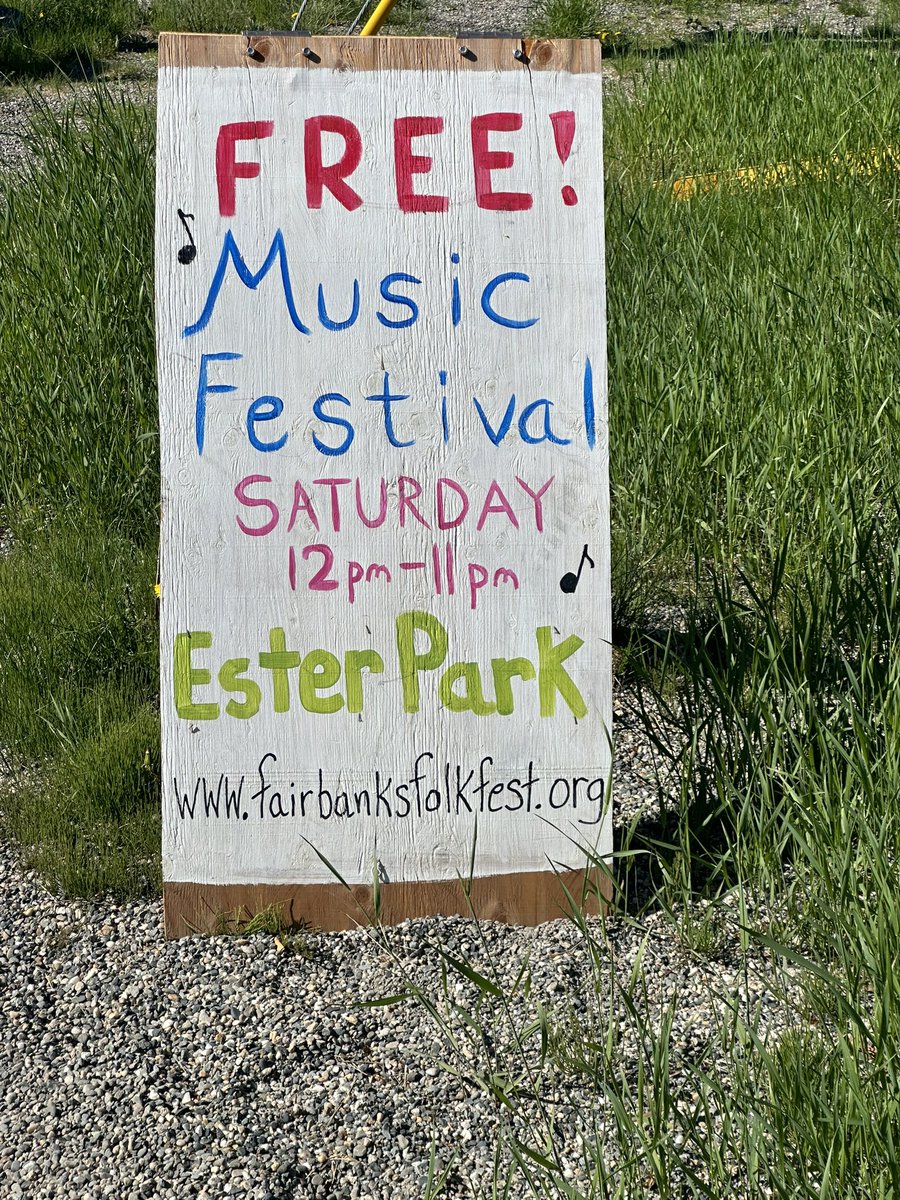 MaxforAlaska's tweet image. Head out to Ester and enjoy some great folk music under the 🌞 (tip: bring sun screen as the sun will be out the entire 11 hours!)