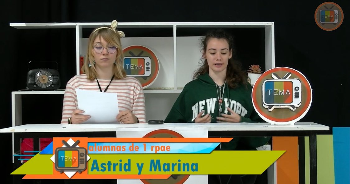 cma_leon's tweet photo. Los alumnos de #primero de #RPAE realizan otro #programadeTEMATV. Aprendemos sobre #economía con los estudiantes de #administración y nos reiremos con la sección más que #cámaras. También tenemos los minutos dedicados al #reciclaje y la #sostenibilidad♻️🌍
https://t.co/Xwzm3HAq0J https://t.co/h5Z5eAgLln