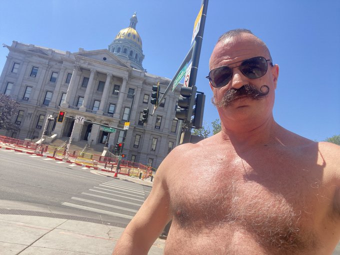 In Denver, on Colfax.  Cuz I&rsquo;m a hooker! https://t.co/1548Cp80S3<a href="/tag/pipesmoker"class="tags"><span>#pipesmoker</span></a><a href="/tag/gaypipesmoker"class="tags"><span>#gaypipesmoker</span></a>