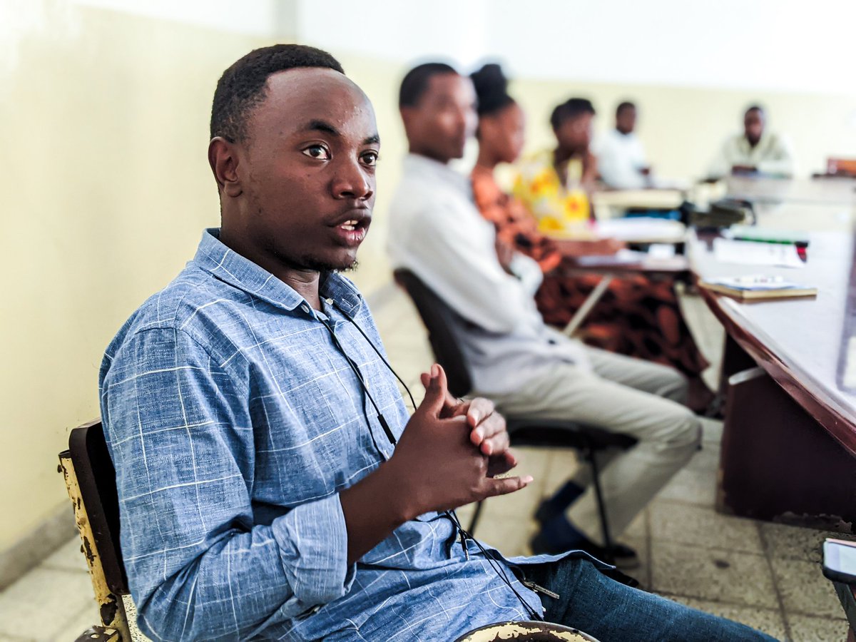 DYJAP-Asbl (@asbldyjap) on Twitter photo Mercredi dernier nous avons tenu un échange enrichissant avec les étudiants de #ulpgl. Il s'articulait sur le rôle des jeunes dans la consolidation de paix. Ils se sont engagés à poser des actes pour la promotion de la paix <a href="/BROT_furdiewelt/">Brot für die Welt</a> <a href="/PoleInstitute/">Pole Institute</a> <a href="/NeneMorisho/">Nene Morisho</a> Mercredi dernier nous avons tenu un échange enrichissant avec les étudiants de #ulpgl. Il s'articulait sur le rôle des jeunes dans la consolidation de paix. Ils se sont engagés à poser des actes pour la promotion de la paix <a href="/BROT_furdiewelt/">Brot für die Welt</a> <a href="/PoleInstitute/">Pole Institute</a> <a href="/NeneMorisho/">Nene Morisho</a>