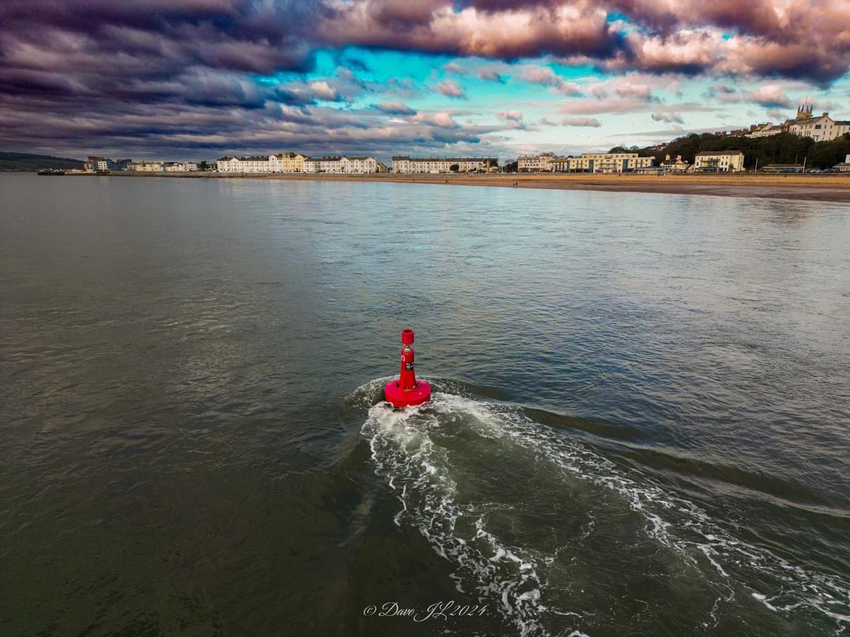 DaveByTheSea 🌊⛵️ tweet media