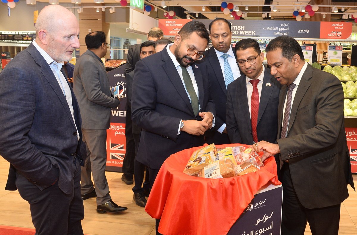 GulfTimes_QATAR's tweet photo. Leading hypermarket chain, LuLu Group has launched the much-awaited ‘British Food Week’ at its outlets across #Qatar.
@LuLuHyperQA  #BritishFoodWeek
https://t.co/c1JF9rGp2L https://t.co/8hxFA2P6jJ