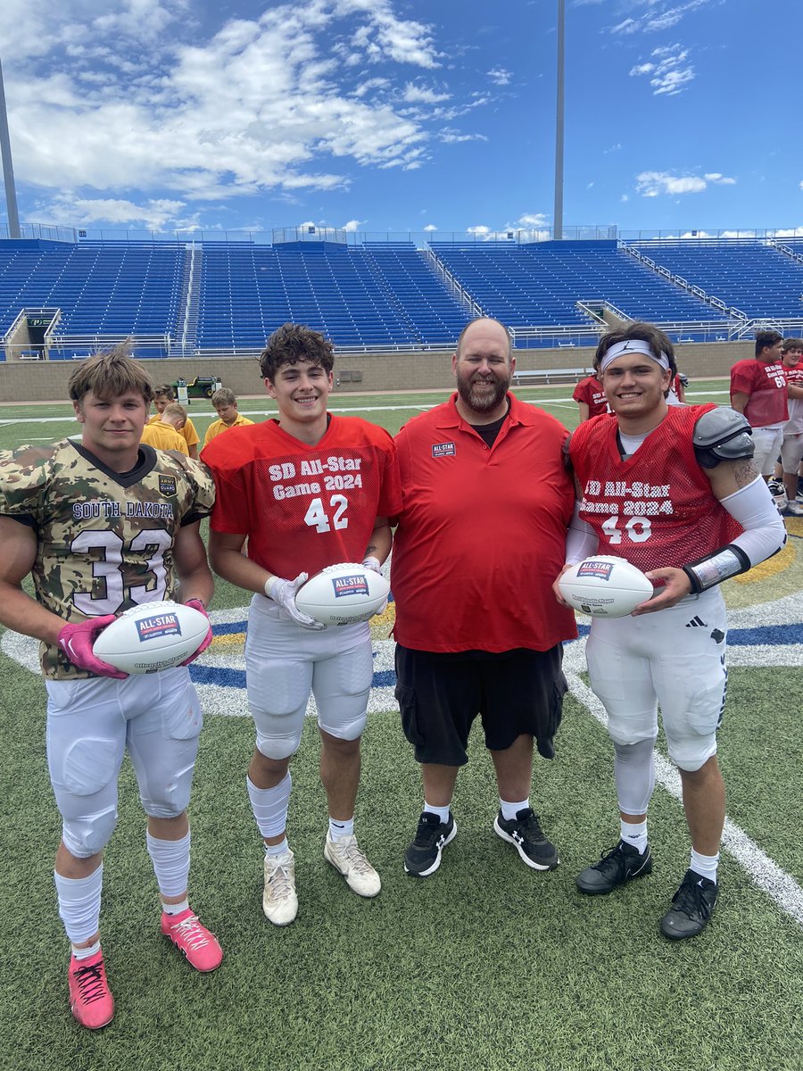 Congratulations (L-R) to Dell Rapids’ Mason Stubbe offensive player of the game, Hot Springs’ Camron Maciejewski defensive player of the game, Deubrook’s Nathan Lamb winning coach 15-0 of the Red All-Star Team, and O’Gorman’s Ryland Satter most valuable player of the game