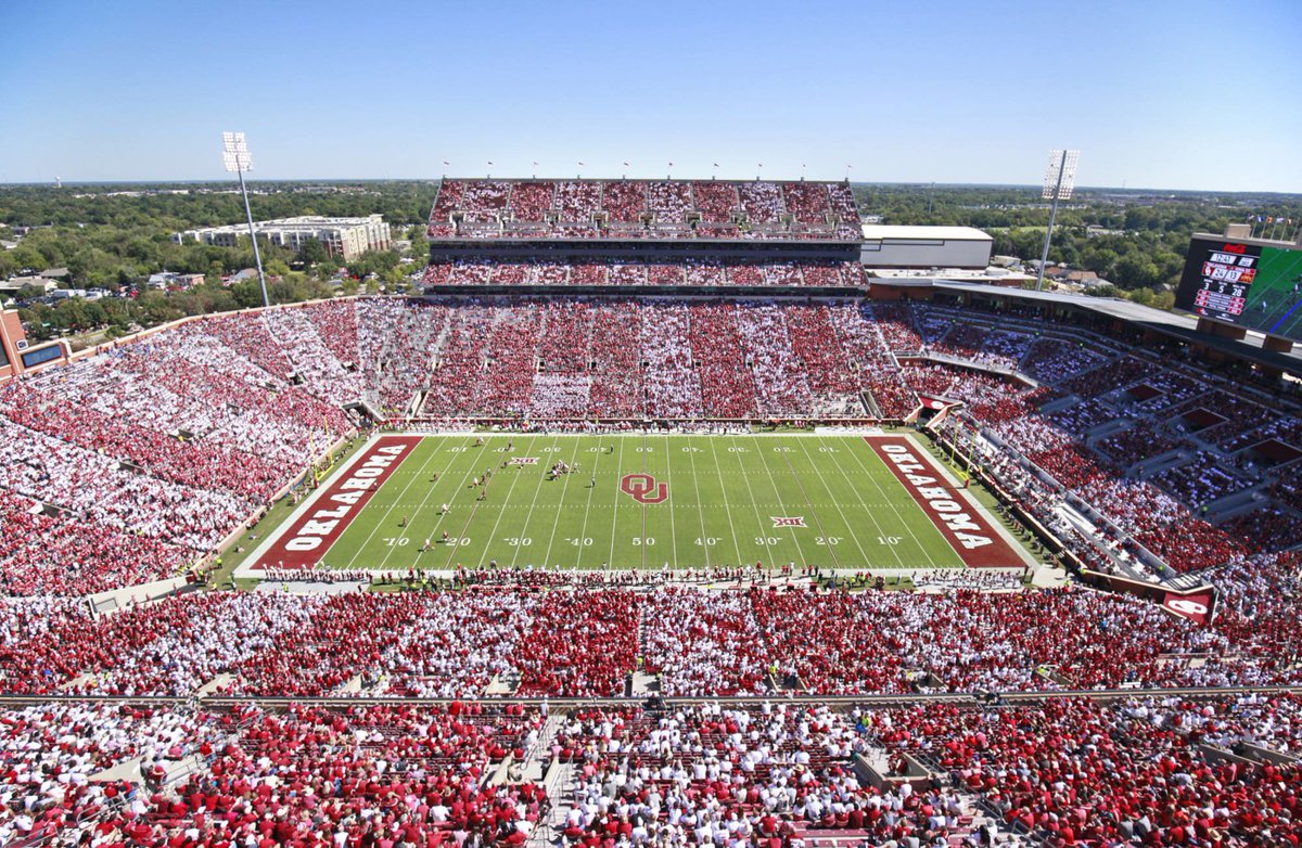 After a great camp and great conversation with <a href="/OU_CoachB/">Bill Bedenbaugh</a> I’m blessed to receive a offer from the University of Oklahoma🔴⚪️ <a href="/CoachVenables/">Brent Venables</a> <a href="/OU_CoachB/">Bill Bedenbaugh</a> <a href="/_ClaytonWoods/">Clayton Woods</a> <a href="/coachmedlock7/">Coach Medlock</a> <a href="/Coachbfaircloth/">Coach Faircloth</a> #boomersooners