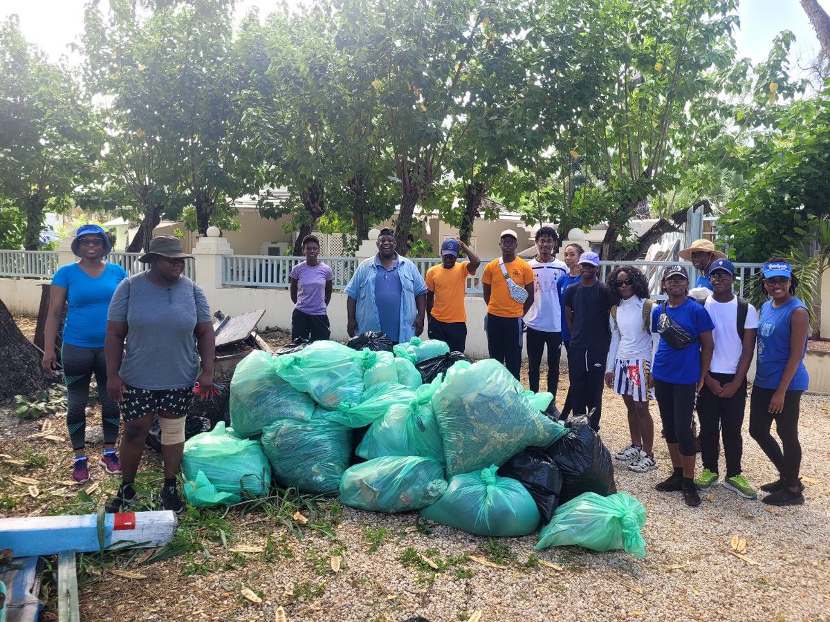 bajanfire's tweet photo. Our volunteers took on the task of removing rubbish from the Drill Hall Beach this morning. Special thanks to all the other agencies: the Optimist Club #Barbados Bridgetown, Ecohesion, Banks Holdings Limited and KPMG involved in this endeavour also the fire cadets for joining us. https://t.co/RyQ6okLxr6