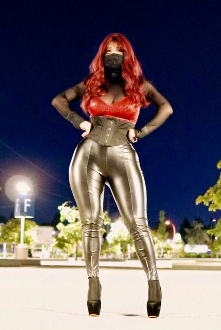 Check out my new YouTube video and happy weekend 🎉🎉 #crossdressing https://t.co/wwDJxJBJrx<a href="/tag/crossdressing"class="tags"><span>#crossdressing</span></a>