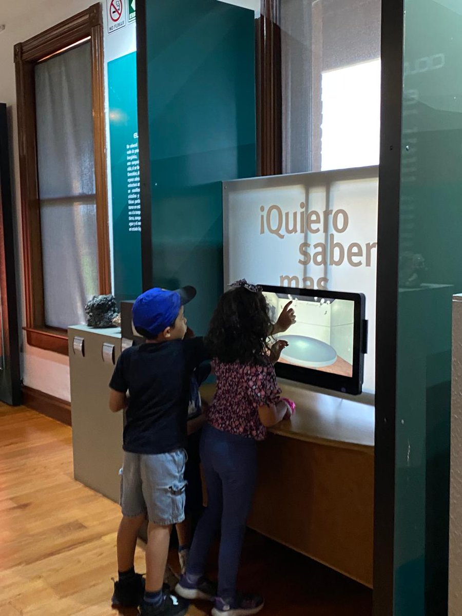 MuseoMetales's tweet image. Este sábado fue día de Mini Club de Exploradores en el Museo de los Metales. Les compartimos algunas imágenes.🏛️🎒

#Miniclub #MuseoDeLosMetales #Niños #Educación #AprendizajeDivertido
