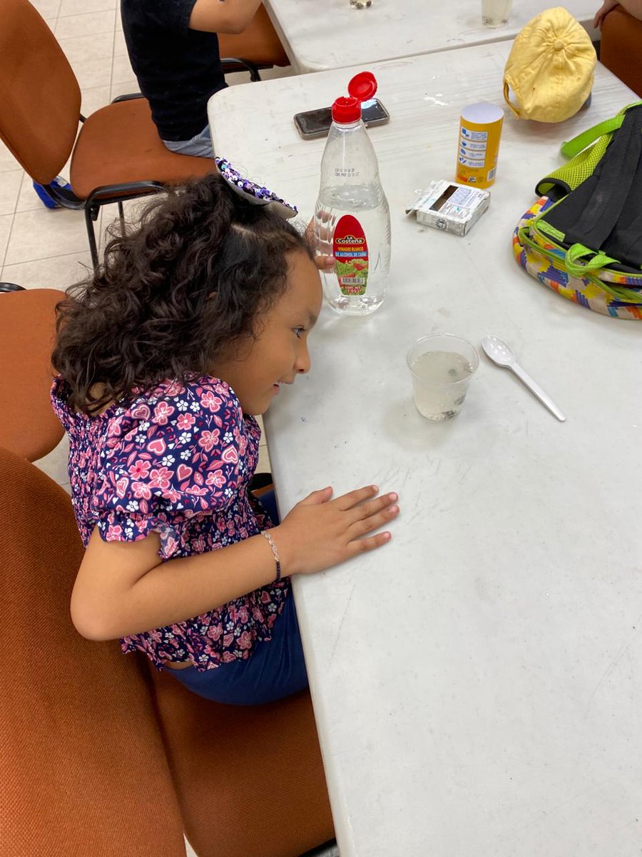 MuseoMetales's tweet image. Este sábado fue día de Mini Club de Exploradores en el Museo de los Metales. Les compartimos algunas imágenes.🏛️🎒

#Miniclub #MuseoDeLosMetales #Niños #Educación #AprendizajeDivertido