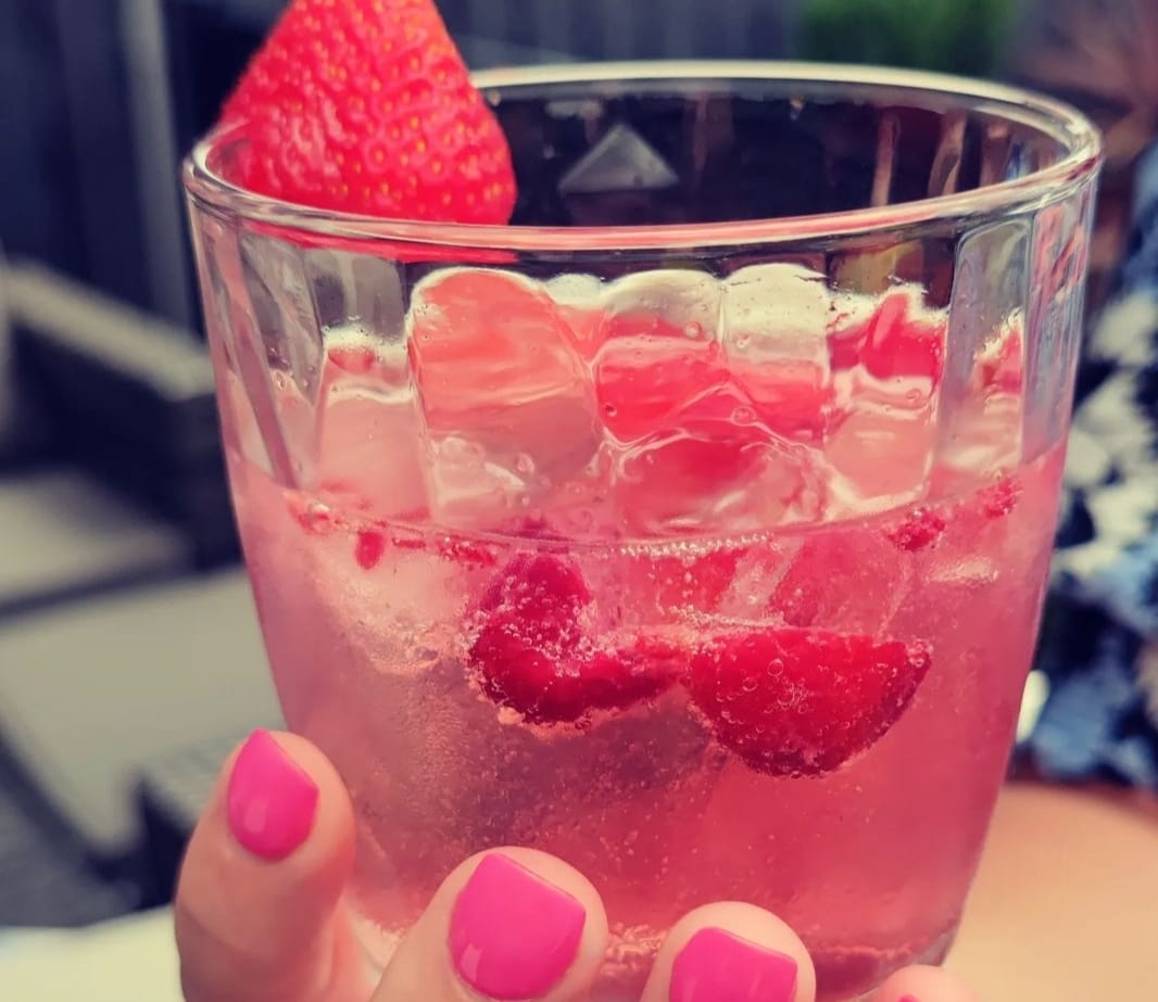 Raising a glass of pink Chiron hemp infused gin and tonic to the amazing number of bikers who travelled to Barrow-in-Furness (my home town) on #DaveDay