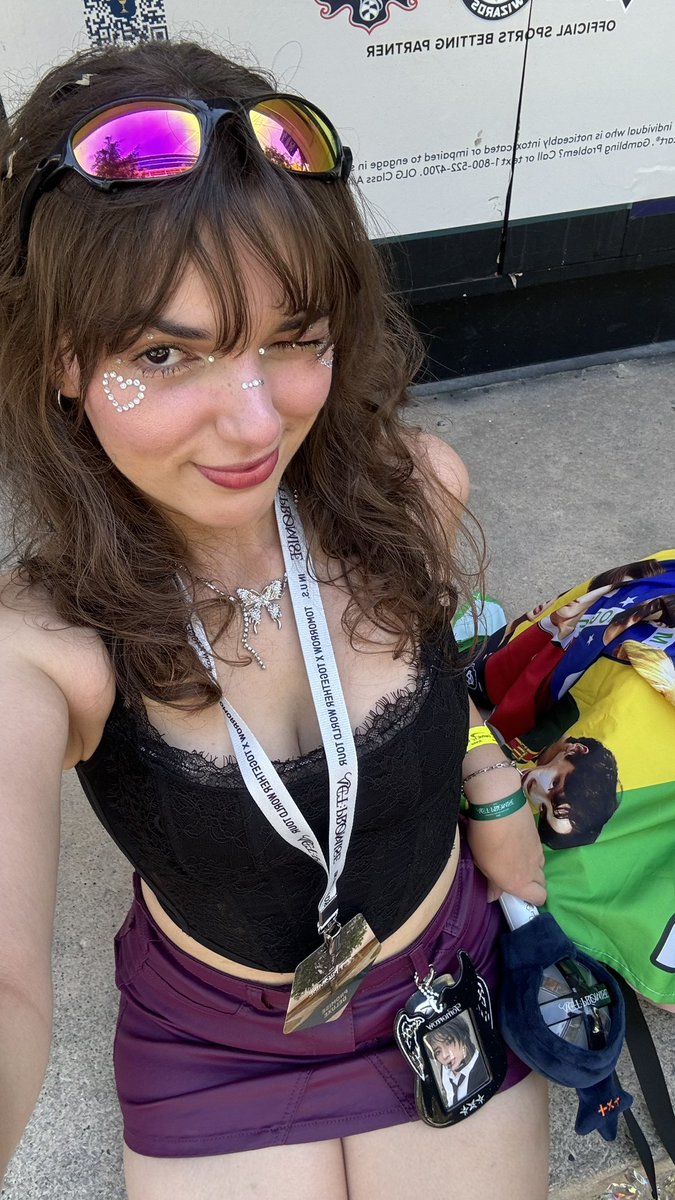 bamgyuutaa's tweet photo. choi beomgyu’s girl is ready for the last show #ACT_PROMISE #TXT_TOUR_ACTPROMISE #TXT_IN_DC #ACT_PROMISE_DC #TXT @TXT_bighit @TXT_bighit https://t.co/JXHR6WCQnl