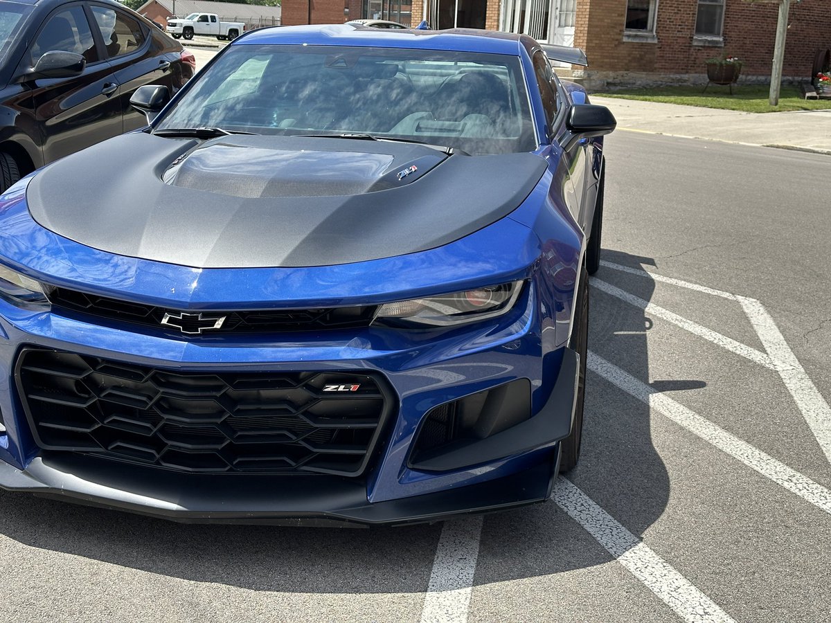 OMG_ITZ_JAKEE's tweet image. Man has good taste whoever he is #ZL1 #1LE