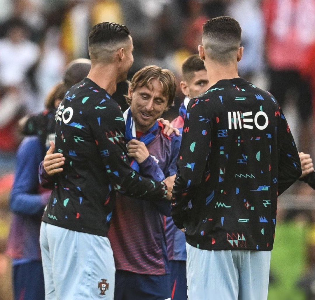 MadridXtra's tweet photo. Cristiano Ronaldo x Luka Modrić reunited. 🤍 https://t.co/v8d6XRTK8f