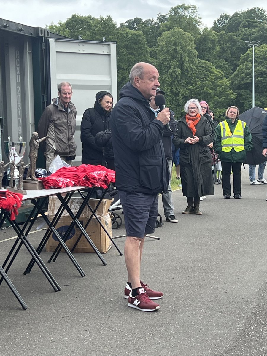 Douglas Reid tweet media