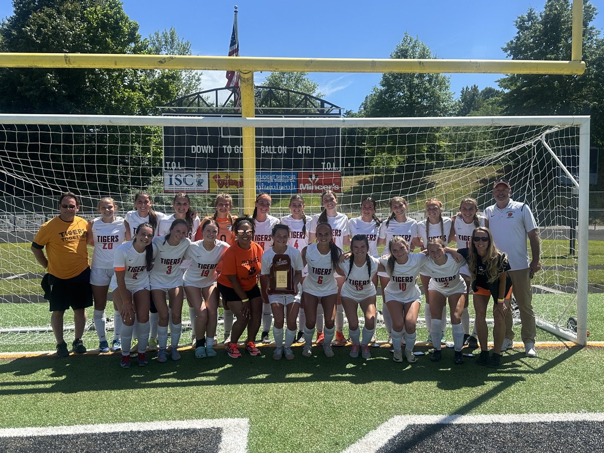 Erica4PWSchools's tweet photo. 🐅 Exciting day for Brentsville District High School! 🎉 I traveled to Charlottesville to watch the Lady Tigers Soccer Team win the State Championship. 🏆 The game went into overtime, and the victory was secured with Peyton McGovern's incredible shot to the upper right corner! ⚽️The Brentsville Tigers fought hard, played excellent defense, and brought home the victory. Hearing the pride and joy from your parents and principal in the stands was truly awesome! 👏🎉 Congratulations champs! @BDHSGirlsSoccer @BDHSNews @BrentsvilleSpo1