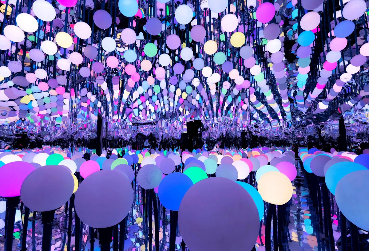 twED_1's tweet image. Seismique, light and shadow interactive art museum🤩, gives people a strong visual impact through the perfect integration of lighting and color🥰😍