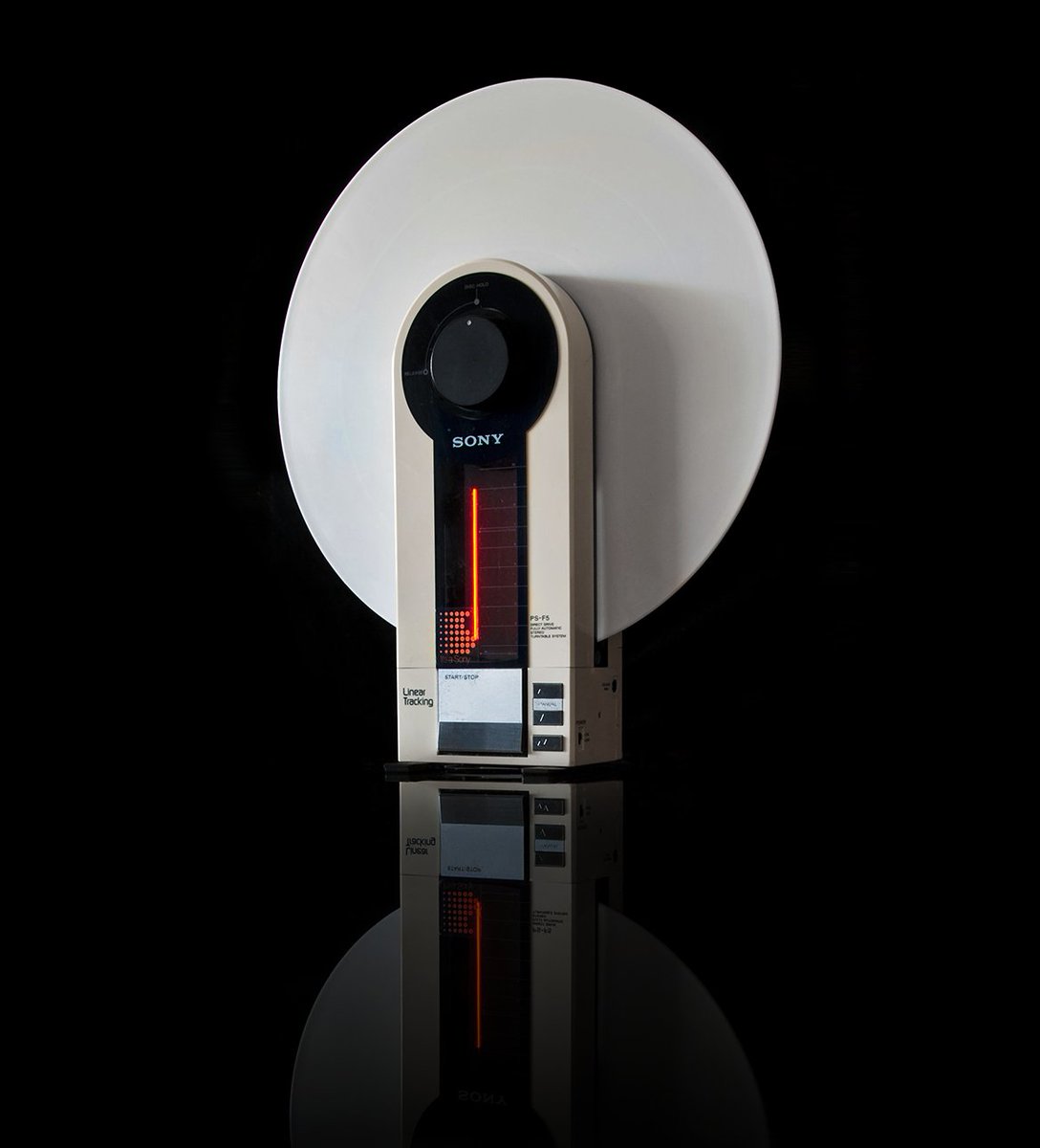 ObsoleteSony's tweet image. 1983 Sony PS-F9 🔥