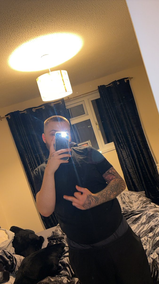 Connorrrmc's tweet image. Sleeve is done