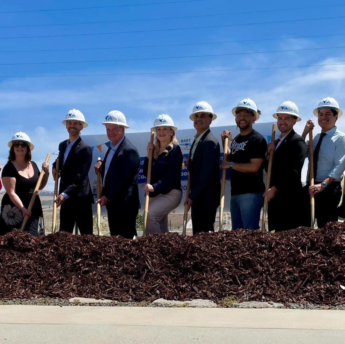 LopezforCA's tweet photo. Today was over two decades in the making — the result of years of tireless advocacy by community leaders and elected officials. @VTA’s Eastridge to BART Regional Connector will connect the East Side to jobs and amenities. Proud to be part of today’s groundbreaking as Vice Chair! https://t.co/YyG0WXSuk2