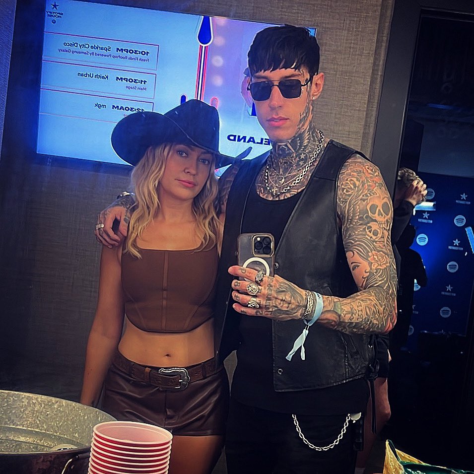 🤠☠️