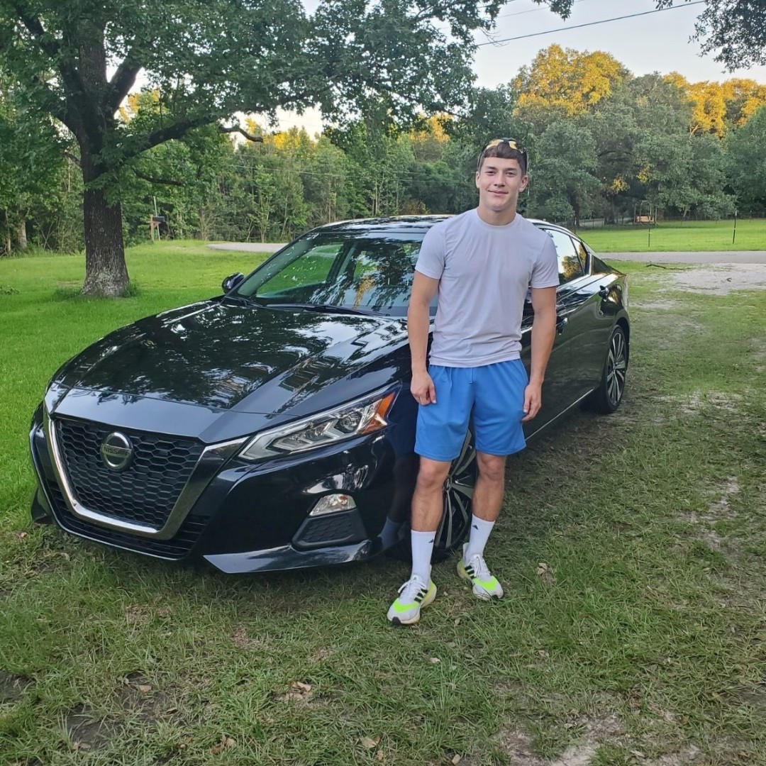 NissanGulfport's tweet photo. Kathy and her son just bought a new vehicle! 😄👏 They worked with Howard to bring home a new Nissan Altima SR! Welcome to the Gulfport Nissan family, and thank you for choosing us! 🥳🚘🎉

#weoffermore https://t.co/QoFit1zNpX