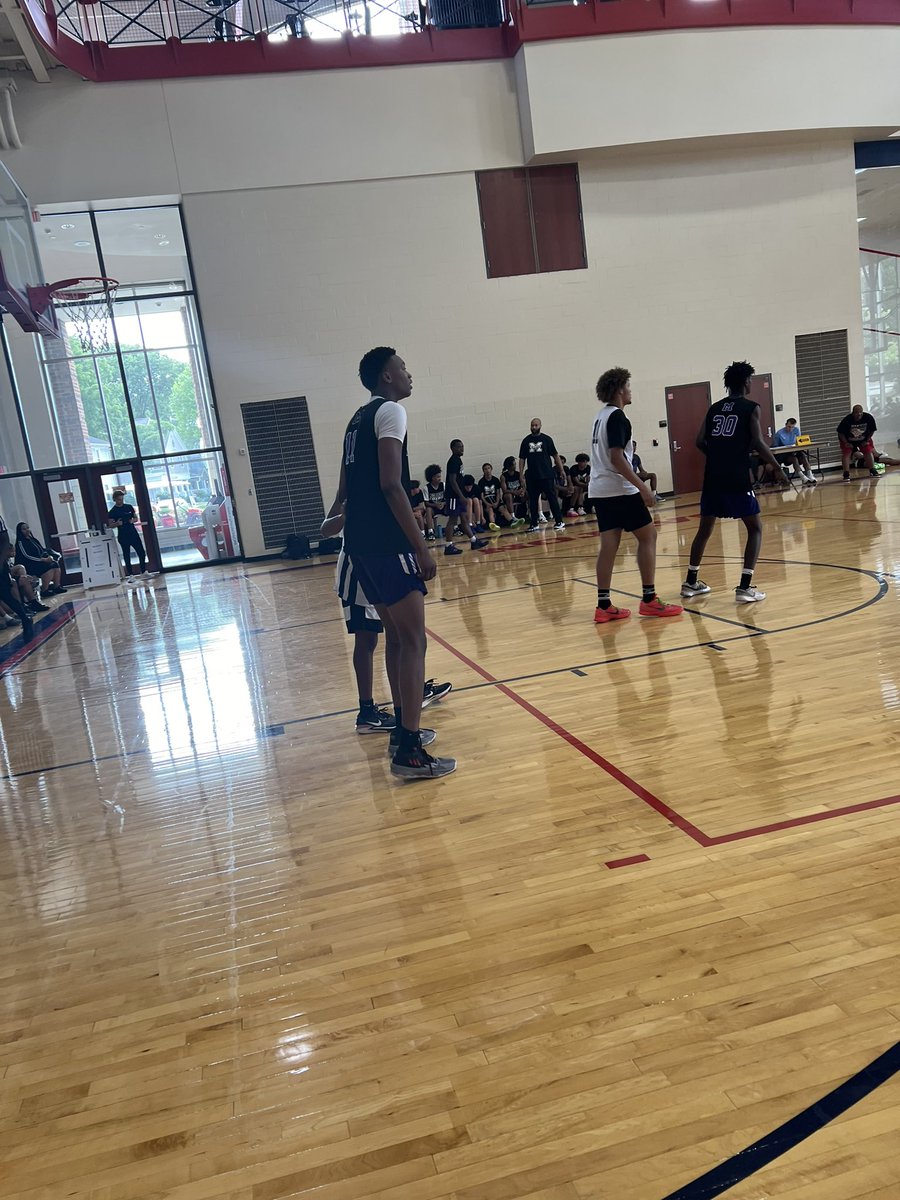 2025 Big Dae’Shaun Showes is one of the most intriguing prospects at the <a href="/DaytonMBB/">Dayton Basketball</a> team camp. At 6’9-6’10, he’s very mobile and he is an elite rim protector. He’s raw on the offensive side of the ball, but he has tremendous upside. He’s one to keep an eye on as the year goes on.