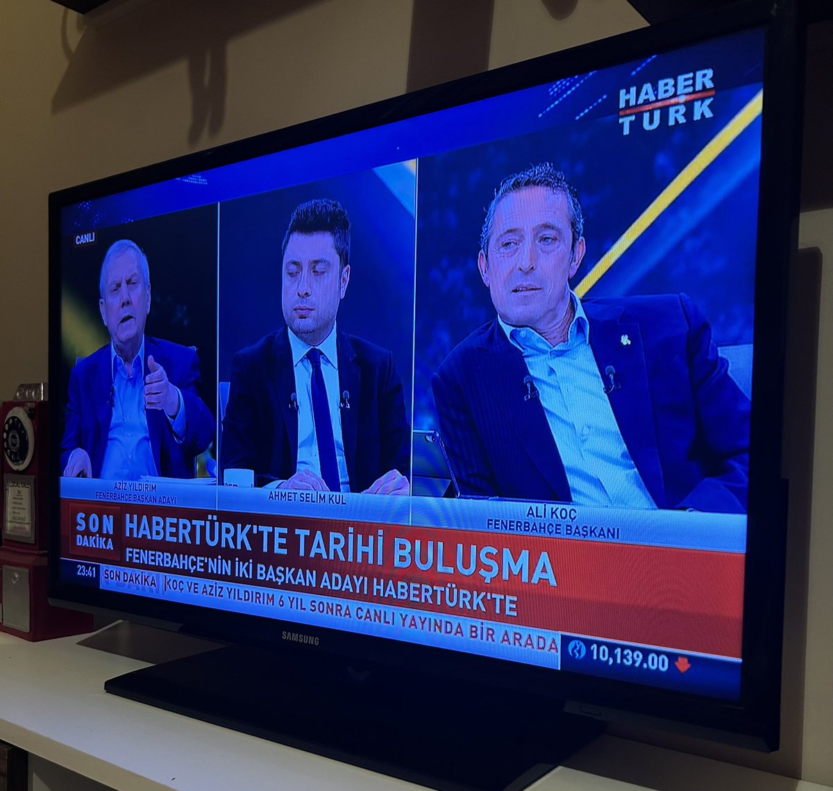 malatya26's tweet photo. Ali koç sen gevşek adamsın yaa karşında koskoca 20 yıl Kulüp başkanlığı yapmış Aziz Yıldırım var. Bir GALATASARAY’lı olarak Aziz Yıldırım inşallah başkan olur. https://t.co/WJyyxYIRNE