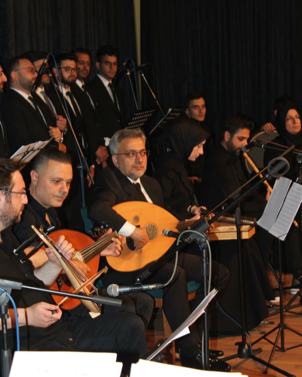 3 yıllık eğitimin sonunda Türk Musîkîsi Konservatuvarından mezun olmanın sevinci ve gururu...