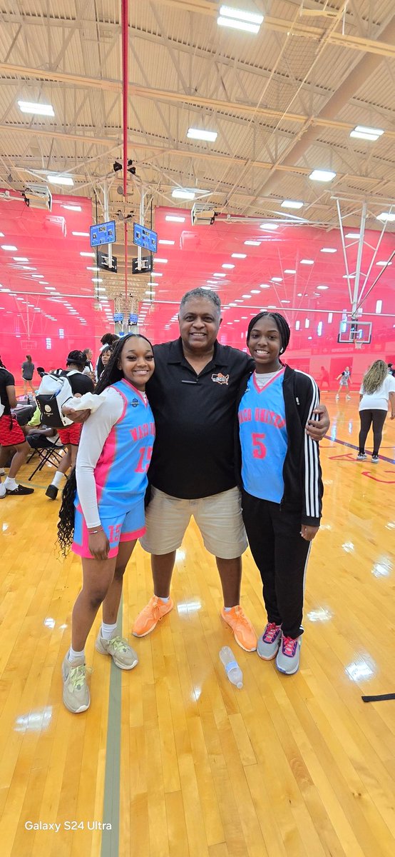 Girlz Prep Report (@girlzprepreport) on Twitter photo <a href="/MinnittTynia/">Tynia “Nia” Minnitt</a> <a href="/AlaysiaGude5/">LayLay_2025</a> it's hard to believe so many years have passed and it's only fitting to catch your last club season where I first saw you in elementary school with <a href="/WacoUnitedGBB/">Waco United GBB</a> <a href="/atxelitebball/">Austin Elite</a> #TJShowcase <a href="/MinnittTynia/">Tynia “Nia” Minnitt</a> <a href="/AlaysiaGude5/">LayLay_2025</a> it's hard to believe so many years have passed and it's only fitting to catch your last club season where I first saw you in elementary school with <a href="/WacoUnitedGBB/">Waco United GBB</a> <a href="/atxelitebball/">Austin Elite</a> #TJShowcase
