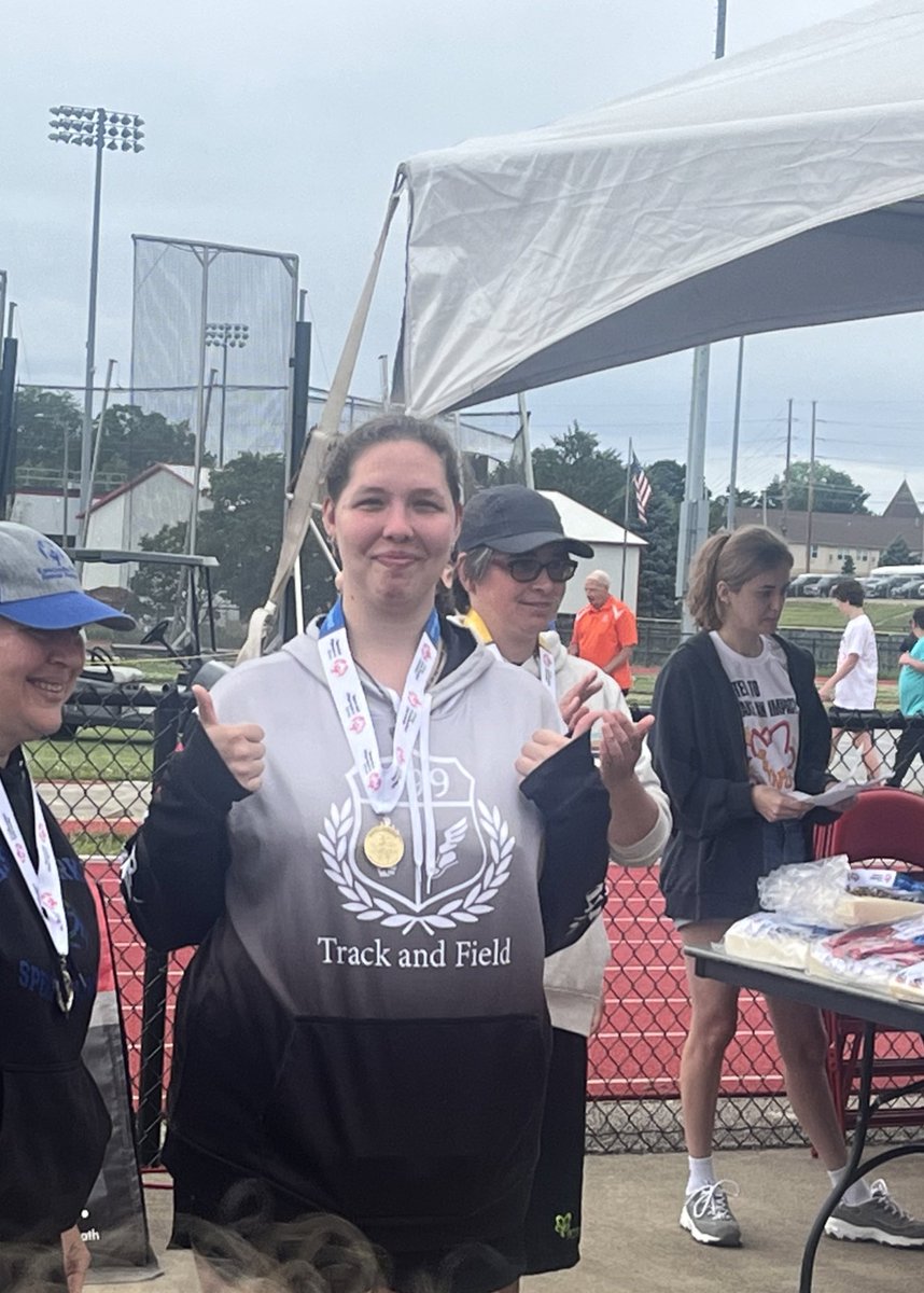 D99 SO Track & Field tweet media