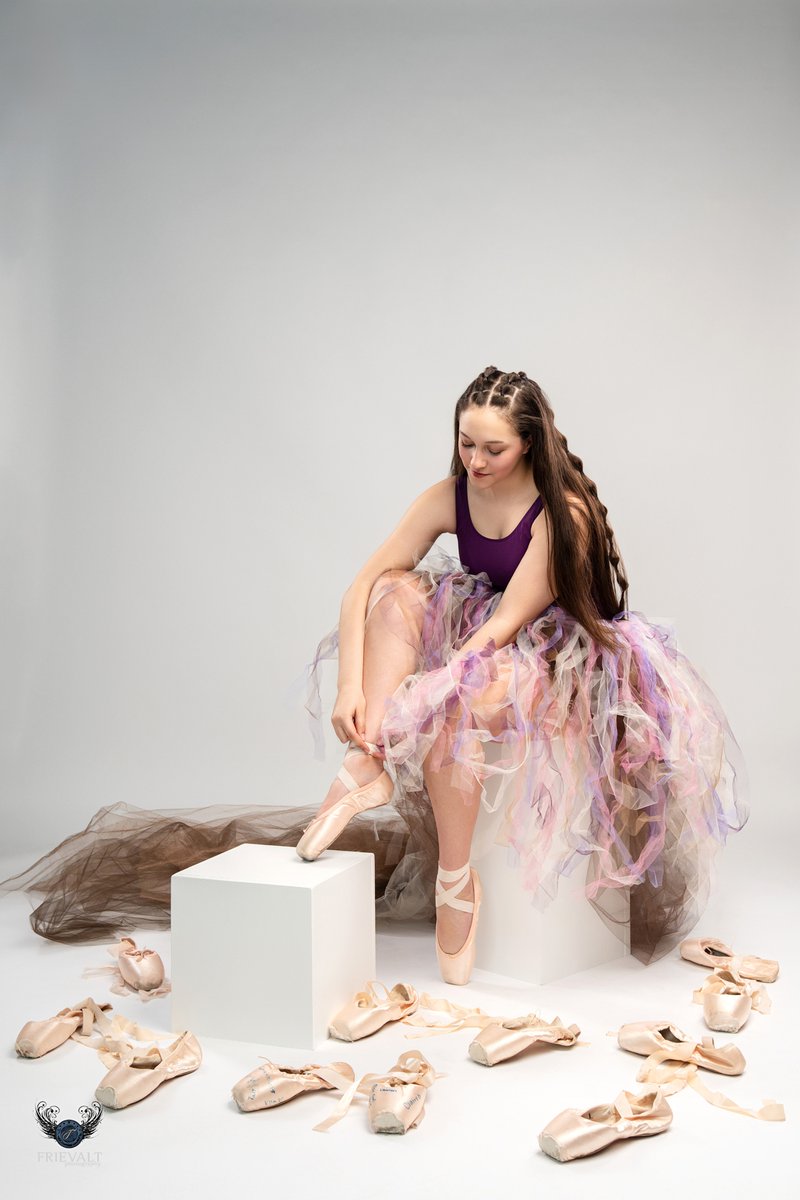 Jordan flexin' in her Grace in Motion dance session!