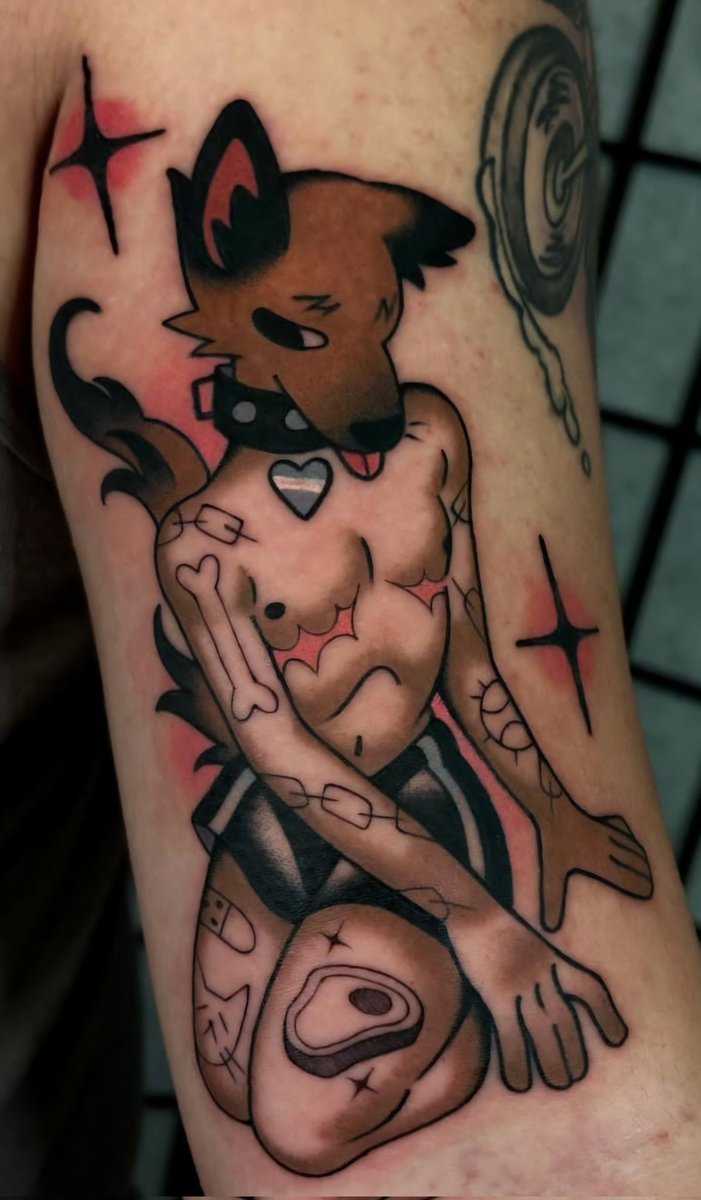 lycanpuppyAD's tweet photo. I *need* a tattoooooo 😭
Also this dogboy tat I saw on ig is so fucking gender yall 😤
(Artist @/ardenwhiteside their art is fantastic ❤️) https://t.co/kPCM1t6UI8