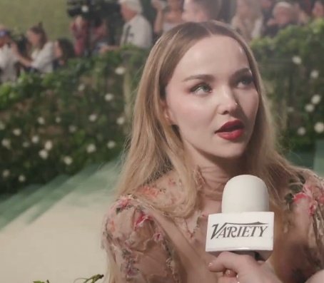 QGdavictoria's tweet image. Em Entrevista ao #LEAs Victoria Justin, confirma que o 2 filme "Pop Baile Experience" já está finalizado, é que pode sair novidades ainda está noite.

- a atriz também revelou que o 2 filme será um Longa Metragem, e será exibido nos cinemas.