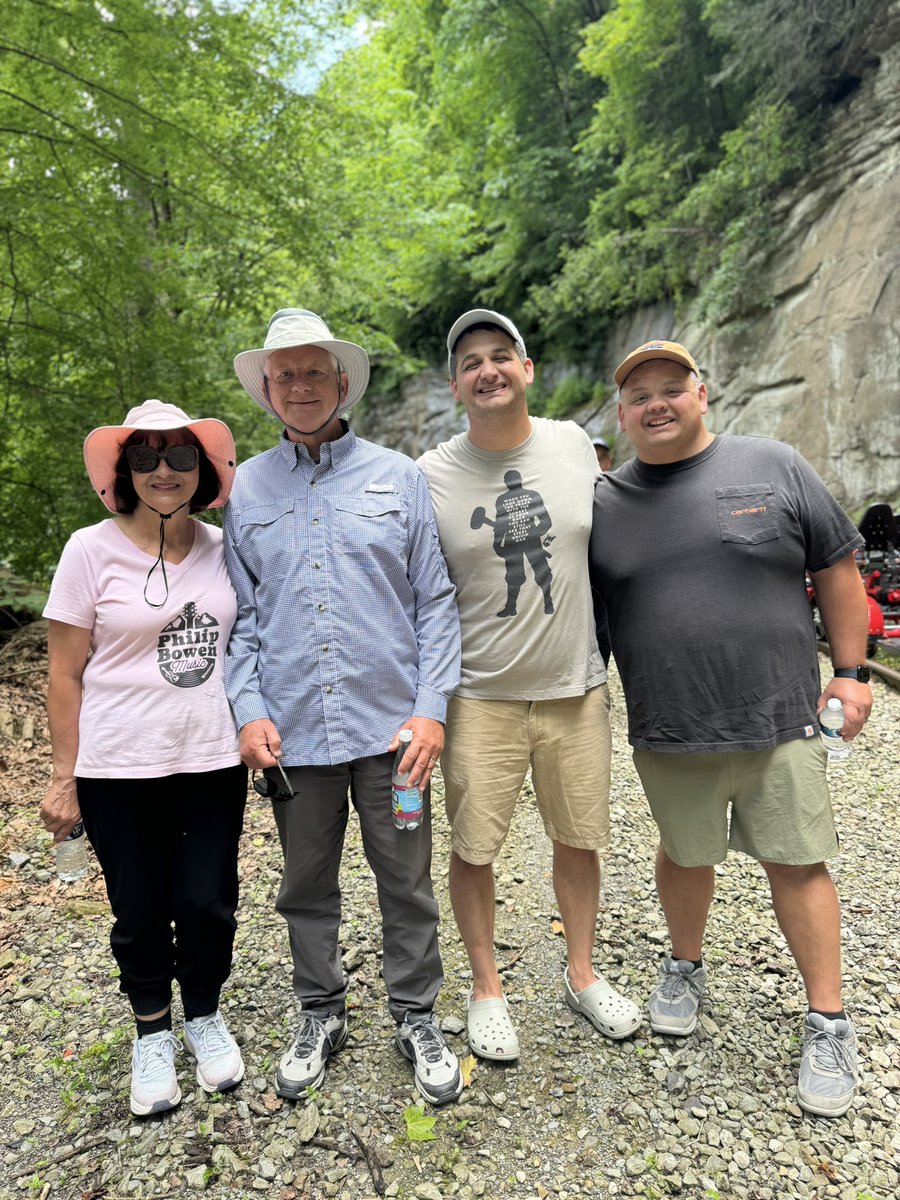 Philbow55's tweet photo. Huge thank you to @WVtourism and #railexplorers for having us out to their grand opening of their newest location in Clay, WV! What a cool way to spend the day before our show that night in Fayetteville. https://t.co/a9jbasIs3f