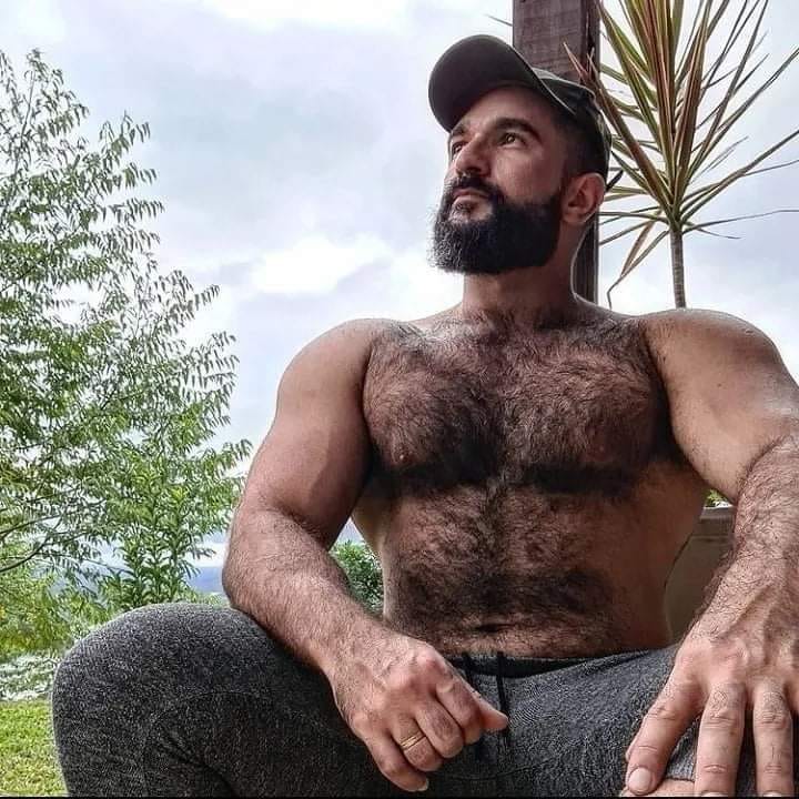 OnBearSays's tweet photo. 🚨https://t.co/PBOIfa4EfB
---
#bear #bearcommunity #bearlove #beardating #bearhookup #bearmen #gaybears #bearpride #bearlife #bearlifestyle #bearfashion #bearhunter #bearcub #otterbear #twinkbear #chubbybear #muscularbear #dadbear #daddybear #bearhunt #bearlifestyle https://t.co/YIzcOGDmuQ
