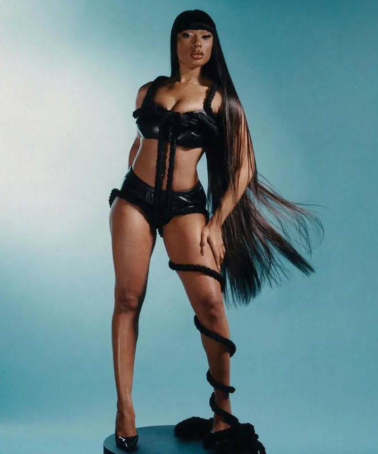 BuzzingPop's tweet image. Megan Thee Stallion breaks the record for highest single-night attendance of any show by a female rapper in Madison Square Garden history (14.1K).